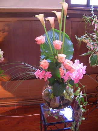 Flower Festival Arrangements 2006 051